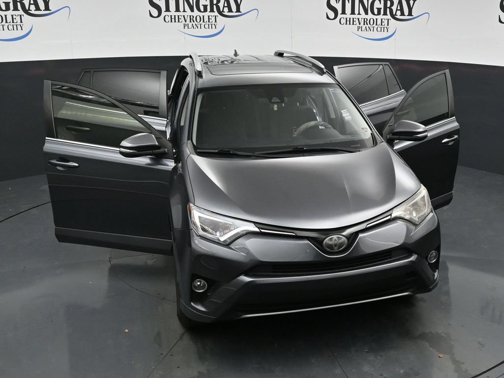 Used 2017 Toyota RAV4 XLE FWD image 34