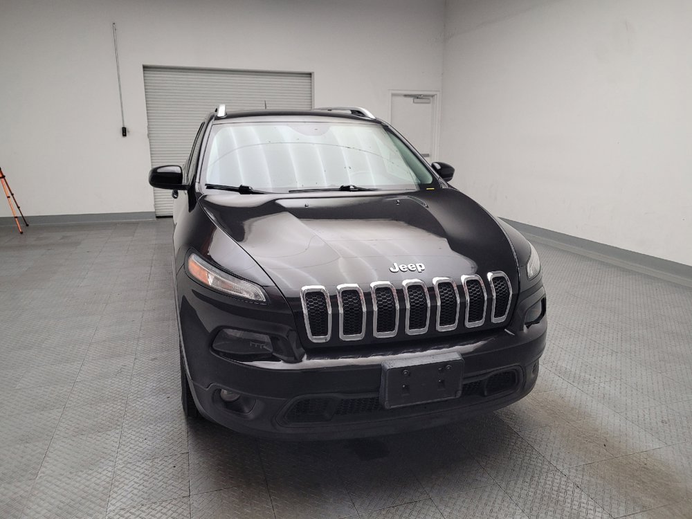 Used 2015 Jeep Cherokee Latitude FWD image 14