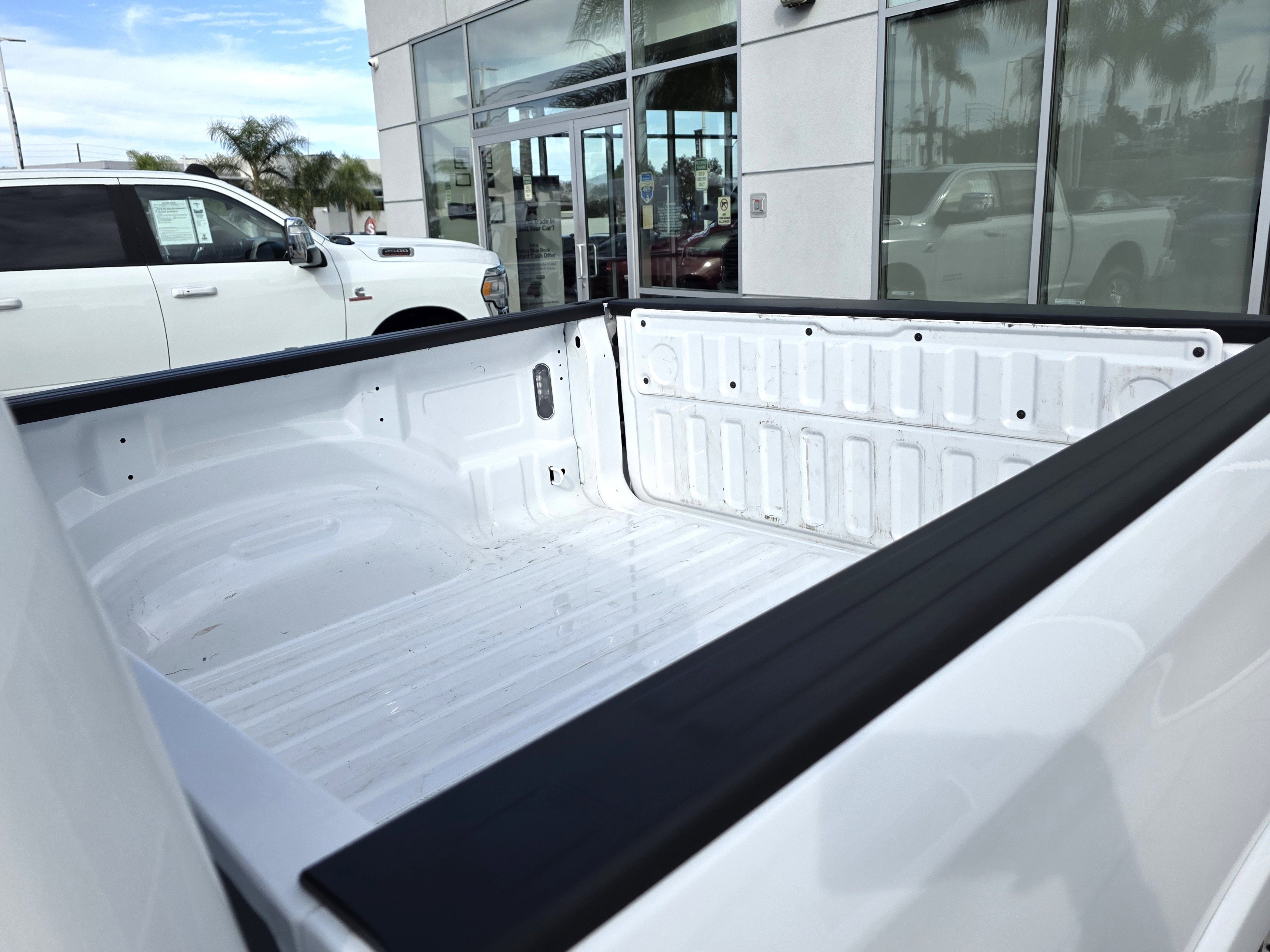Certified 2025 RAM 1500 Laramie AWD/4WD image 19