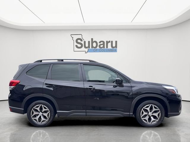 Used 2020 Subaru Forester Premium image 8
