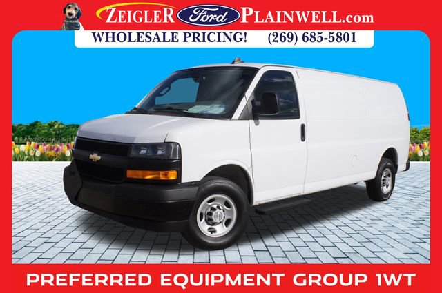 Used 2022 Chevrolet Express 2500 Work Van image 1