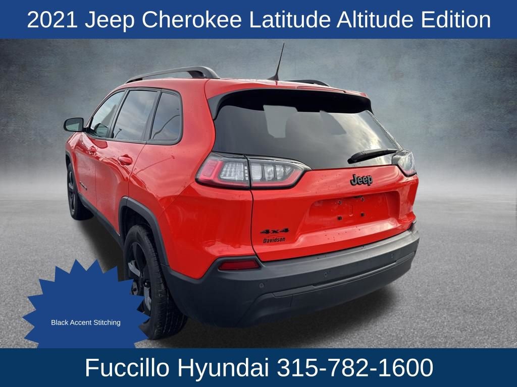 Used 2021 Jeep Cherokee Latitude Plus AWD/4WD image 9