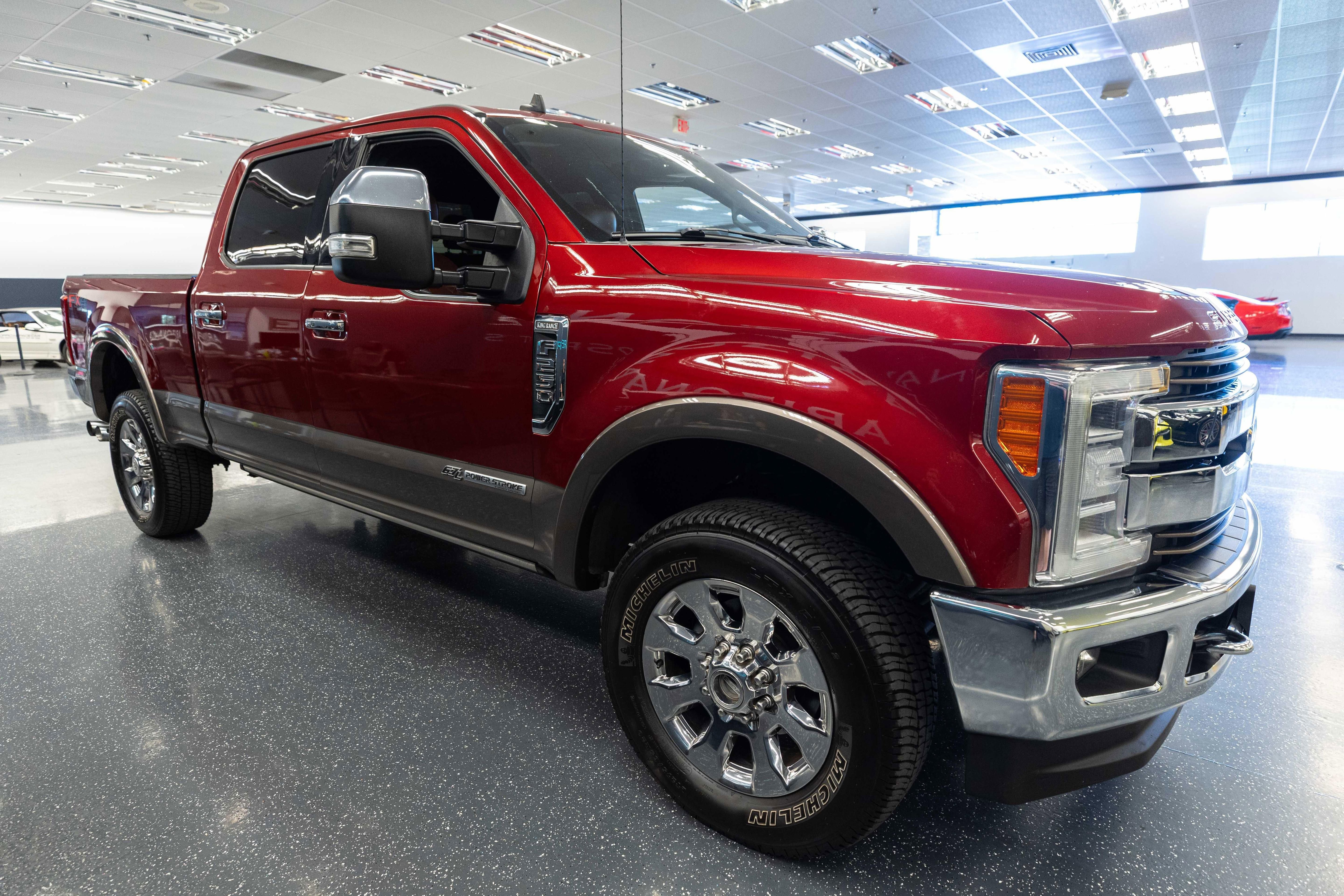 Used 2019 Ford F250 King Ranch w/ King Ranch Ultimate Package AWD/4WD image 4