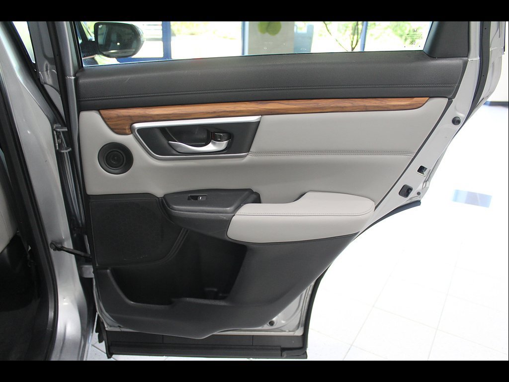 Used 2020 Honda CR-V Touring image 20