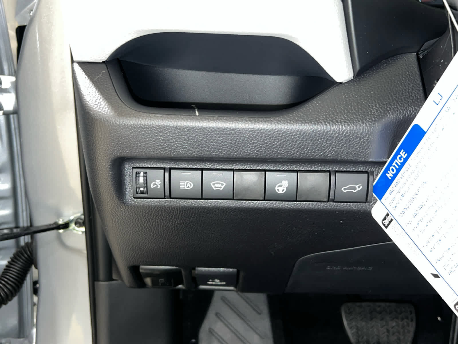 New 2025 Toyota RAV4 XLE w/ Convenience Package image 20