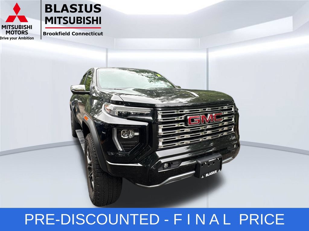 Used 2024 GMC Canyon Denali w/ LPO, Denali Black Edition AWD/4WD image 5