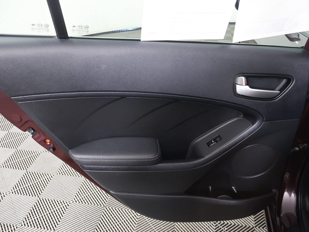 Used 2018 Kia Forte LX FWD image 16