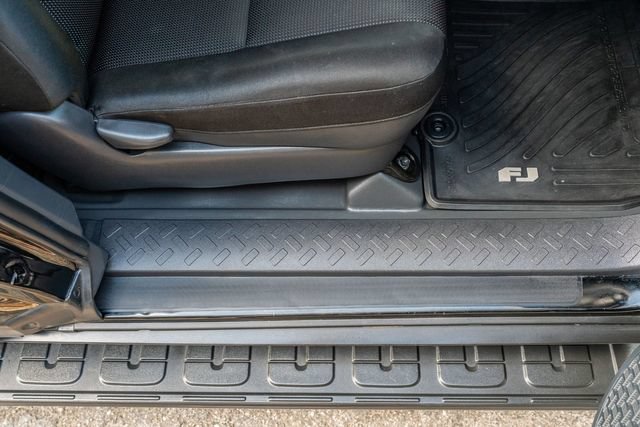 Used 2014 Toyota FJ Cruiser 4WD w/ Upgrade Package image 39