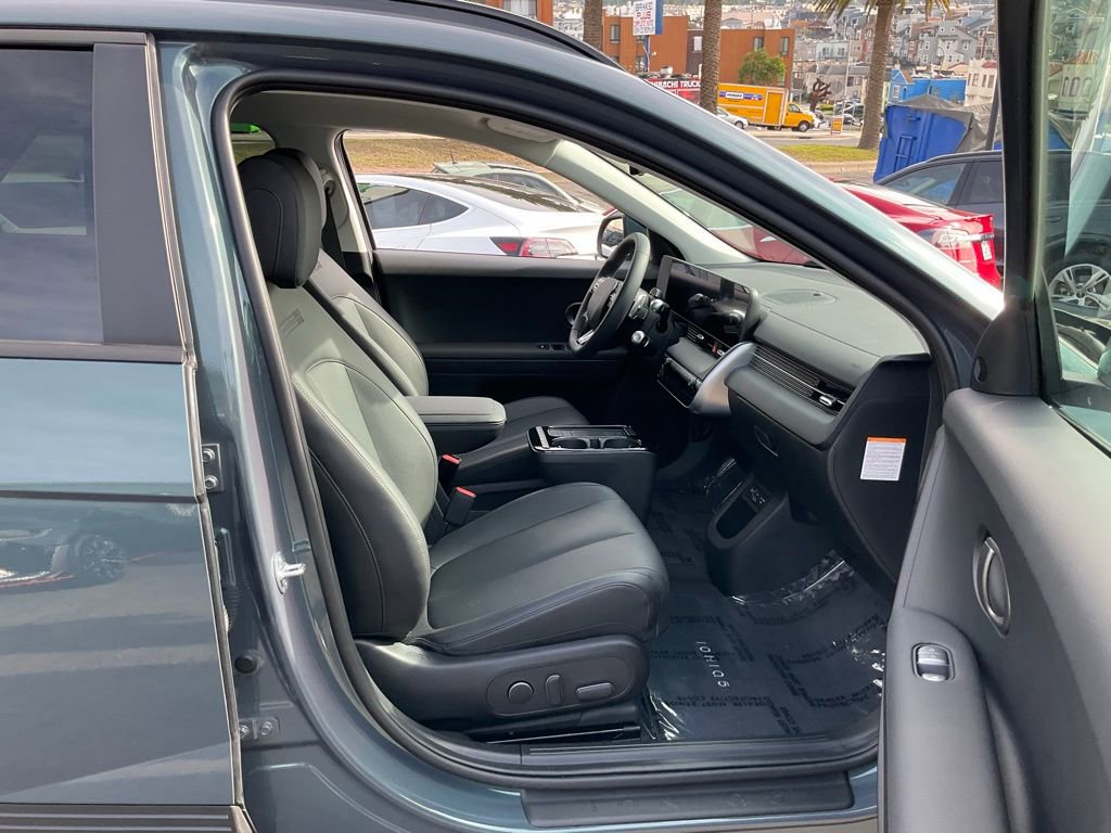 Used 2025 Hyundai Ioniq 5 SEL image 57