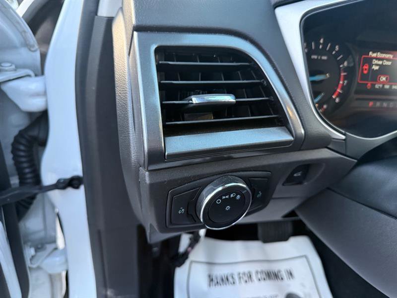Used 2014 Ford Fusion SE image 38
