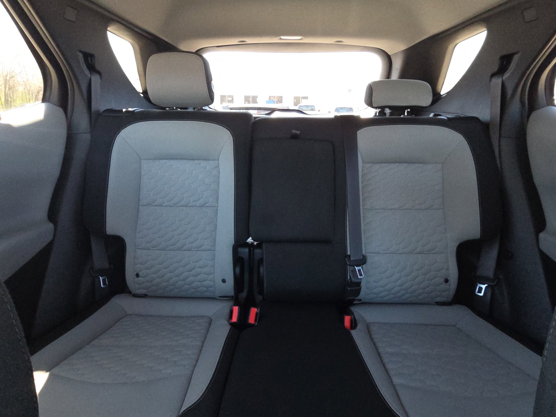 Used 2019 Chevrolet Equinox LS w/ LS Convenience Package image 25