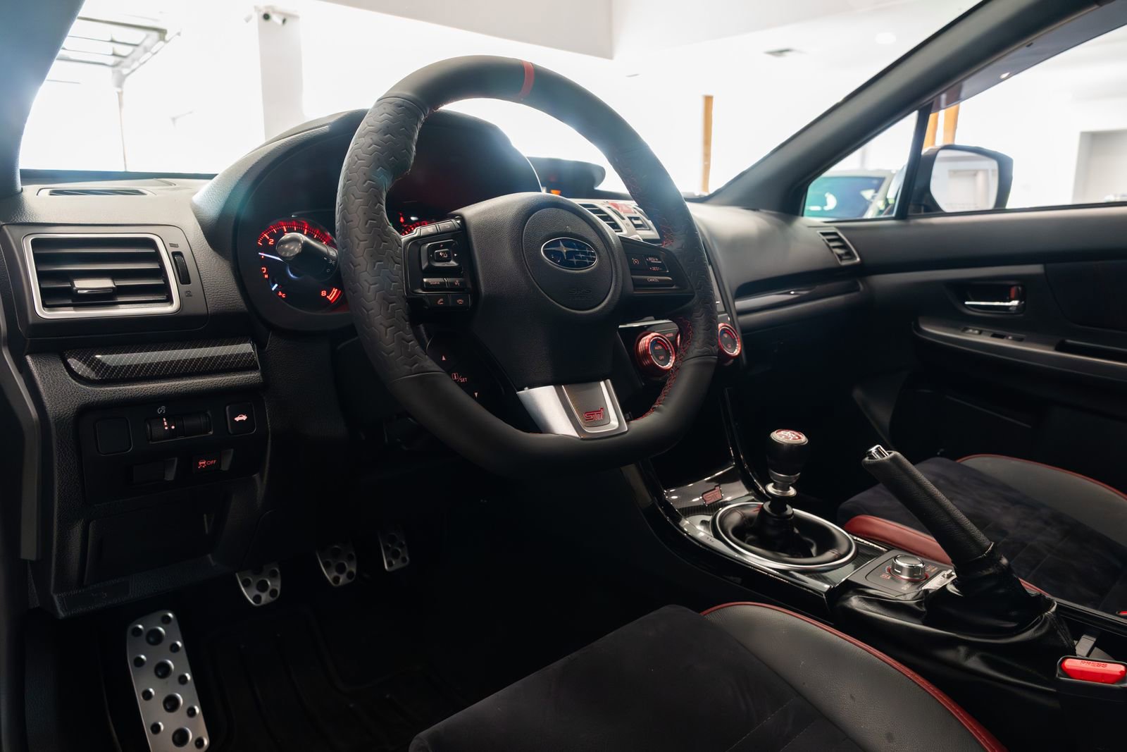 Used 2016 Subaru WRX STI AWD/4WD image 17