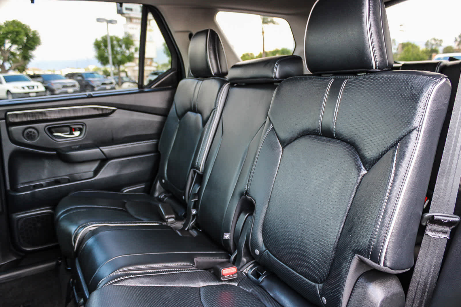 Certified 2025 Honda Pilot Elite image 18