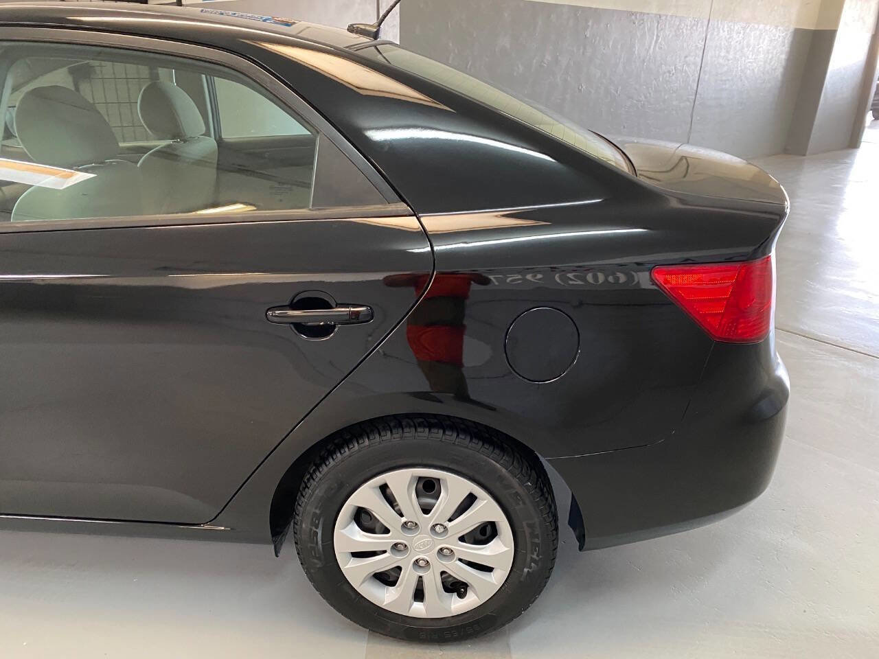 Used 2012 Kia Forte LX image 14