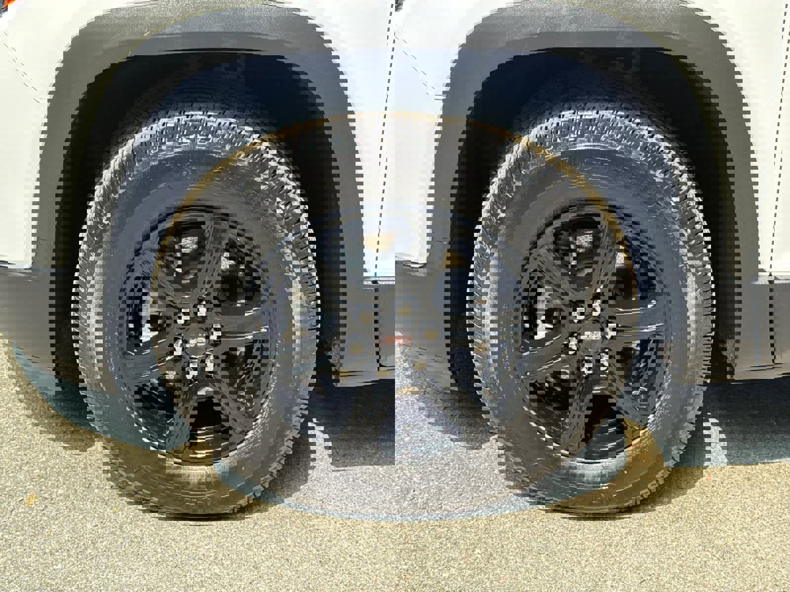 Used 2023 GMC Acadia AT4 image 10