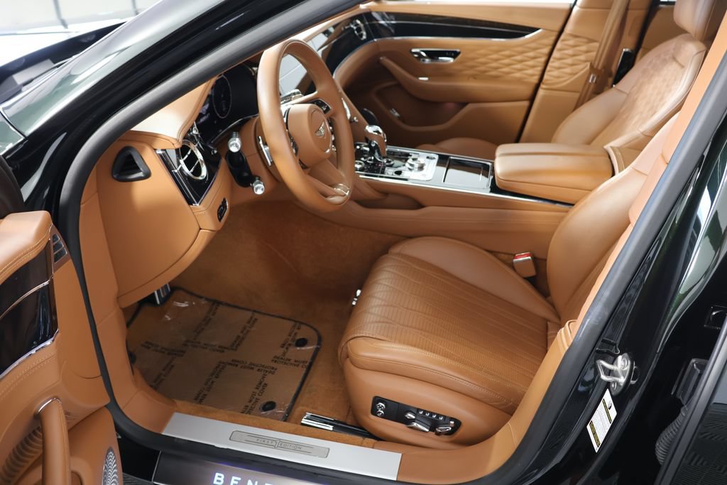 Used 2021 Bentley Flying Spur W12 w/ First Edition Specification AWD/4WD image 19