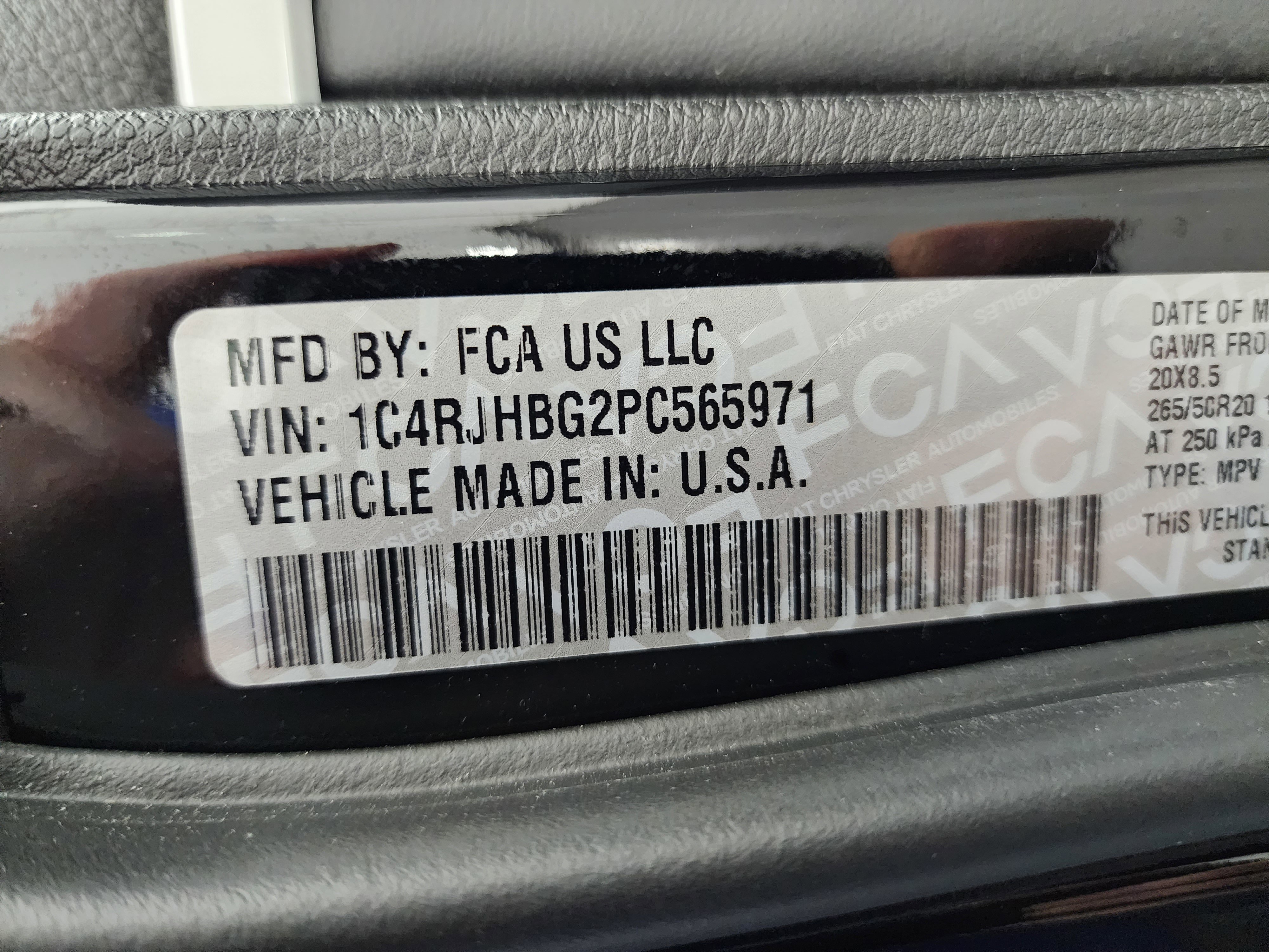 Used 2023 Jeep Grand Cherokee Limited w/ Black Appearance Package image 66