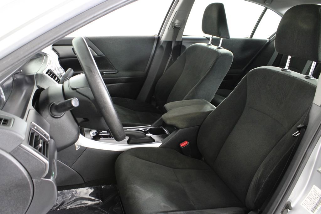 Used 2013 Honda Accord LX image 17