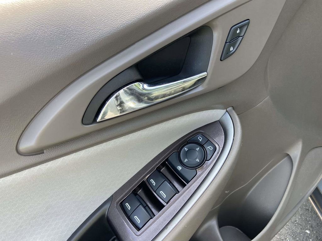 Used 2024 Chevrolet Malibu LT FWD image 19