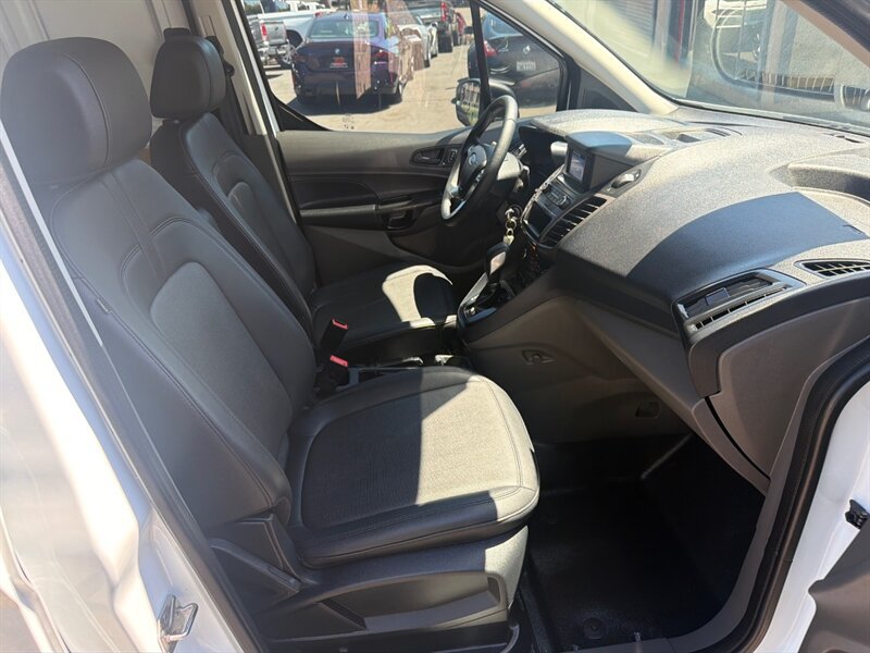 Used 2023 Ford Transit Connect XL FWD image 27