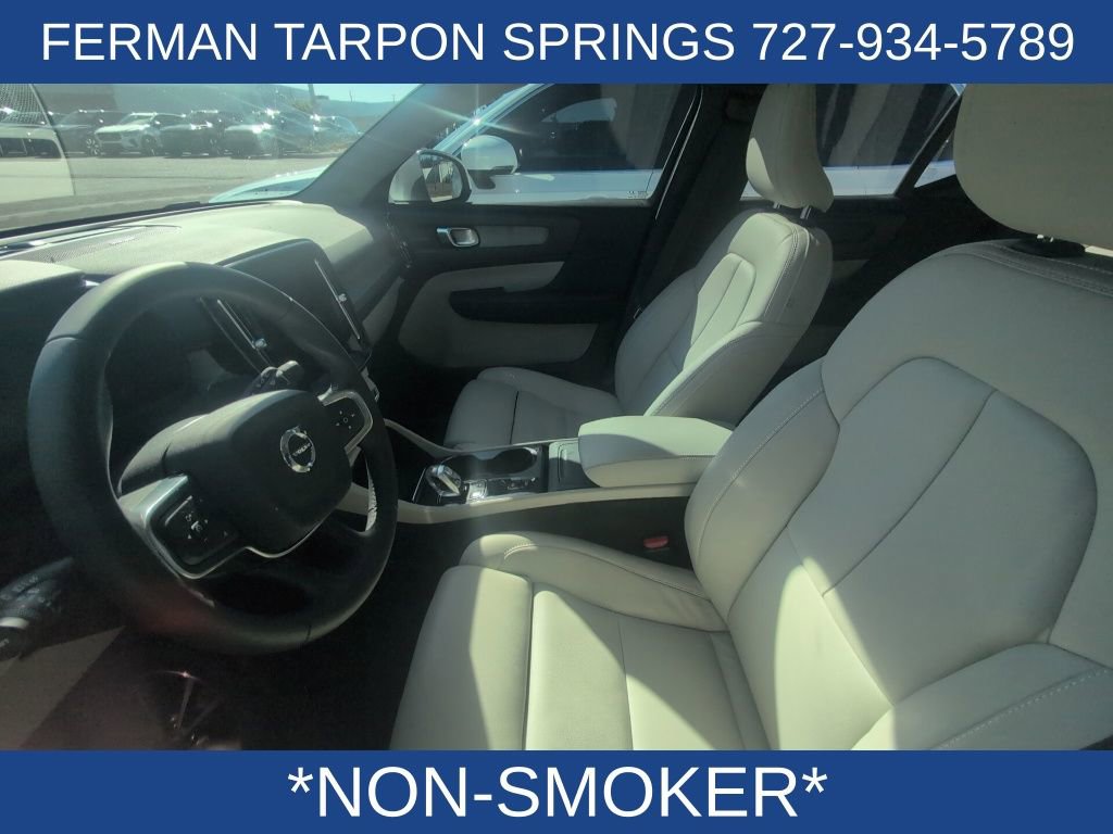 Used 2021 Volvo XC40 T5 Inscription w/ Advanced Package image 7