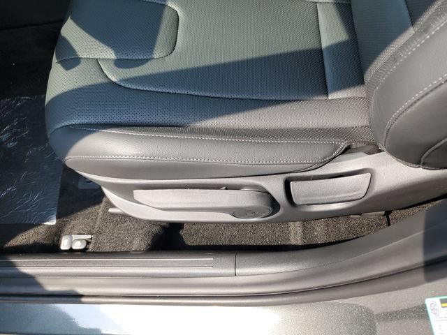 New 2026 Hyundai Elantra SEL Sport FWD image 16
