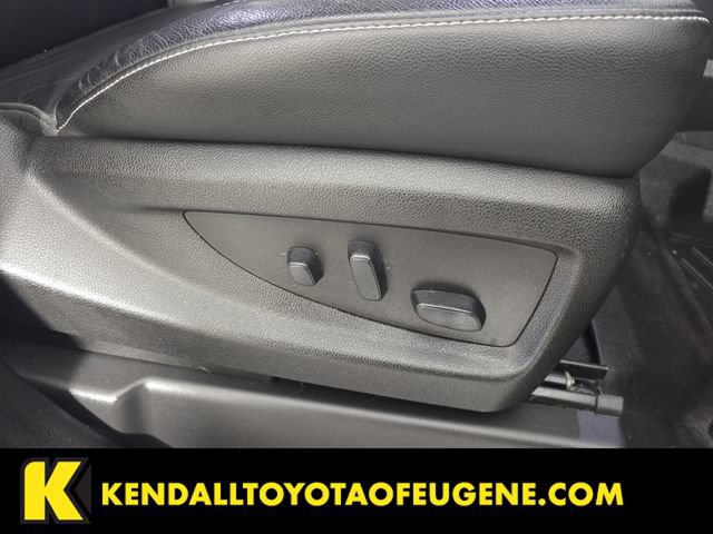 Used 2019 Chevrolet Tahoe LT w/ RST Edition AWD/4WD image 34