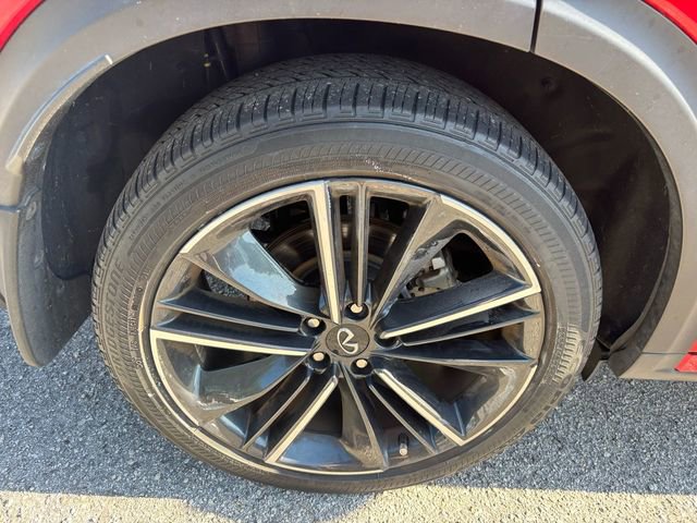 Certified 2023 INFINITI QX55 Essential image 18