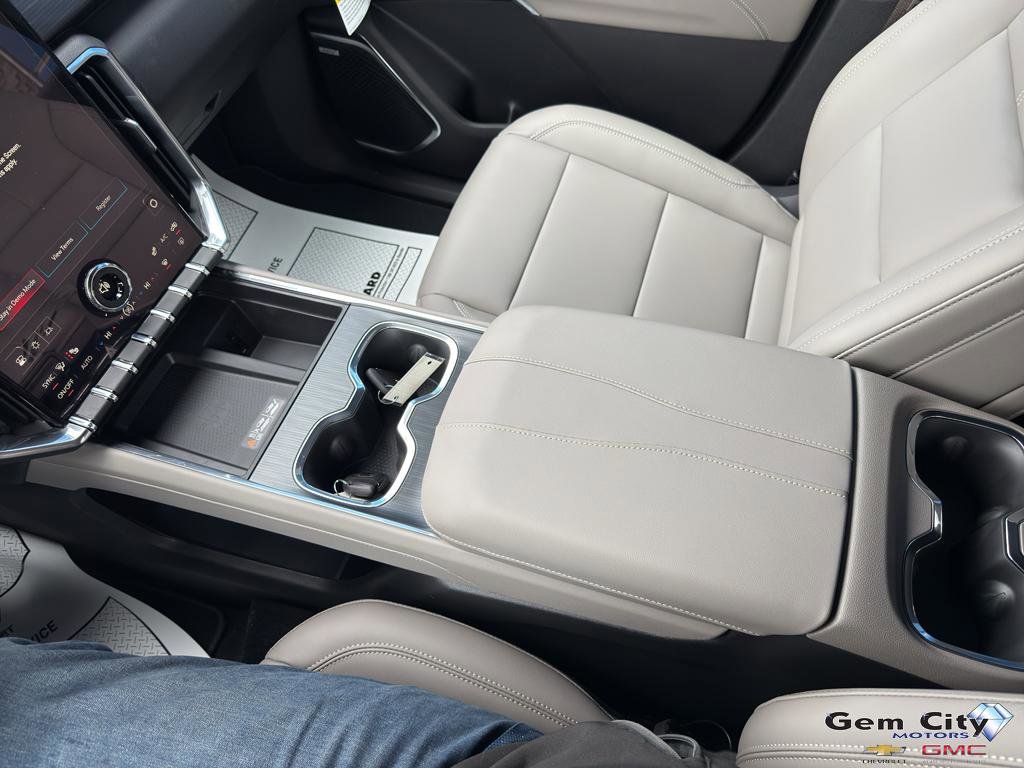 New 2026 GMC Acadia Elevation w/ Elevation Premium Package AWD/4WD image 26