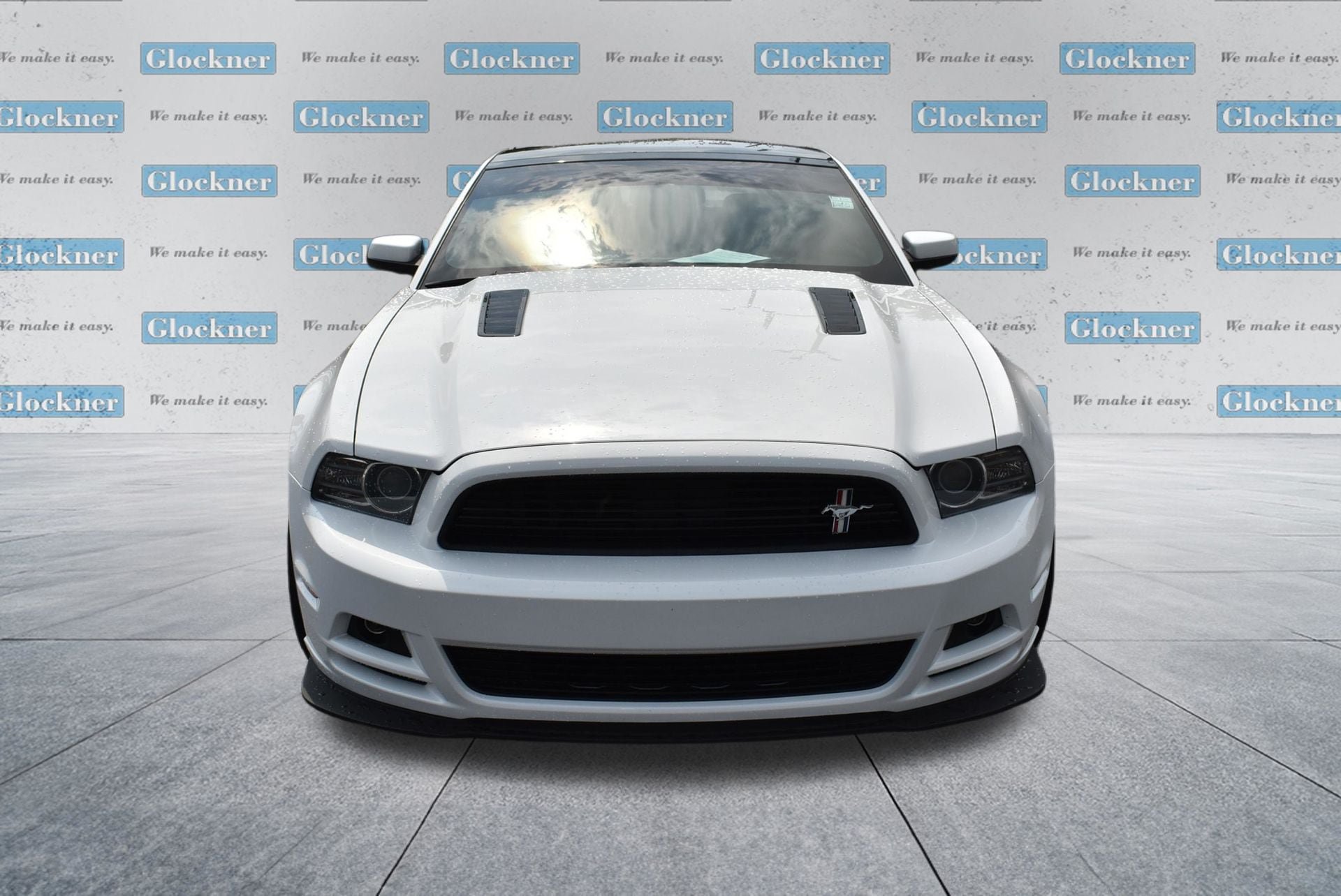 Used 2014 Ford Mustang GT Premium w/ Equipment Group 402A RWD image 2