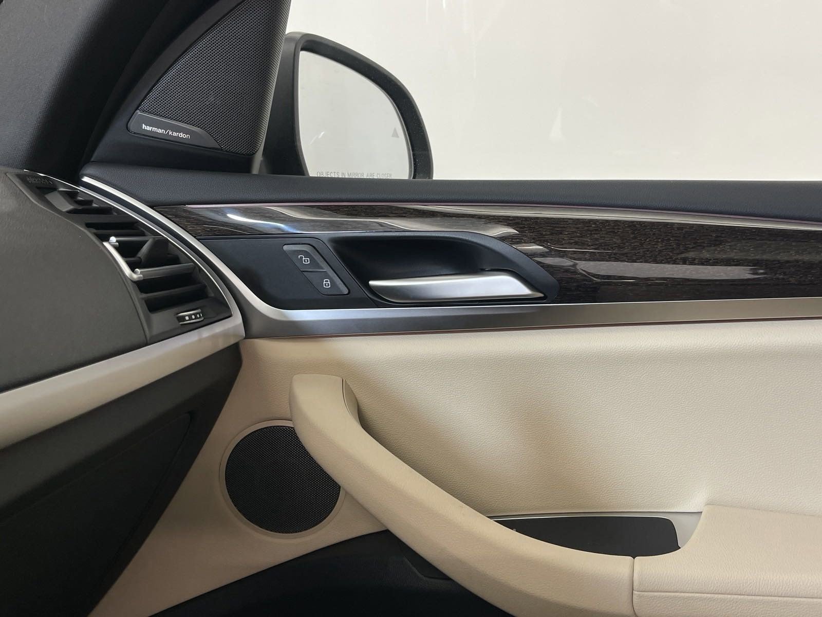 Used 2024 BMW X3 xDrive30i w/ Convenience Package w/ZPA image 30