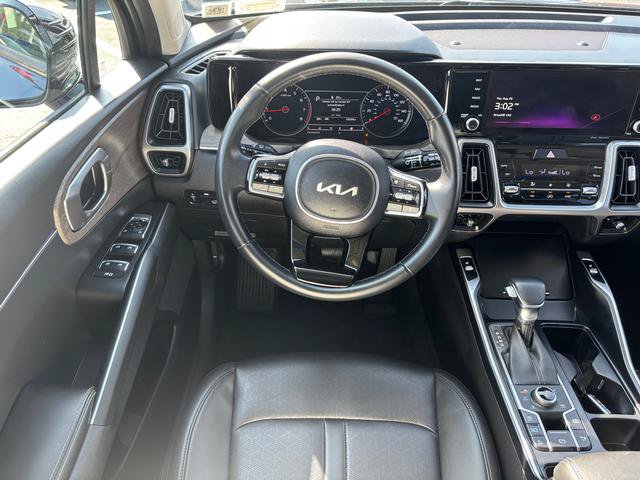 Certified 2023 Kia Sorento X-Line EX AWD/4WD image 18