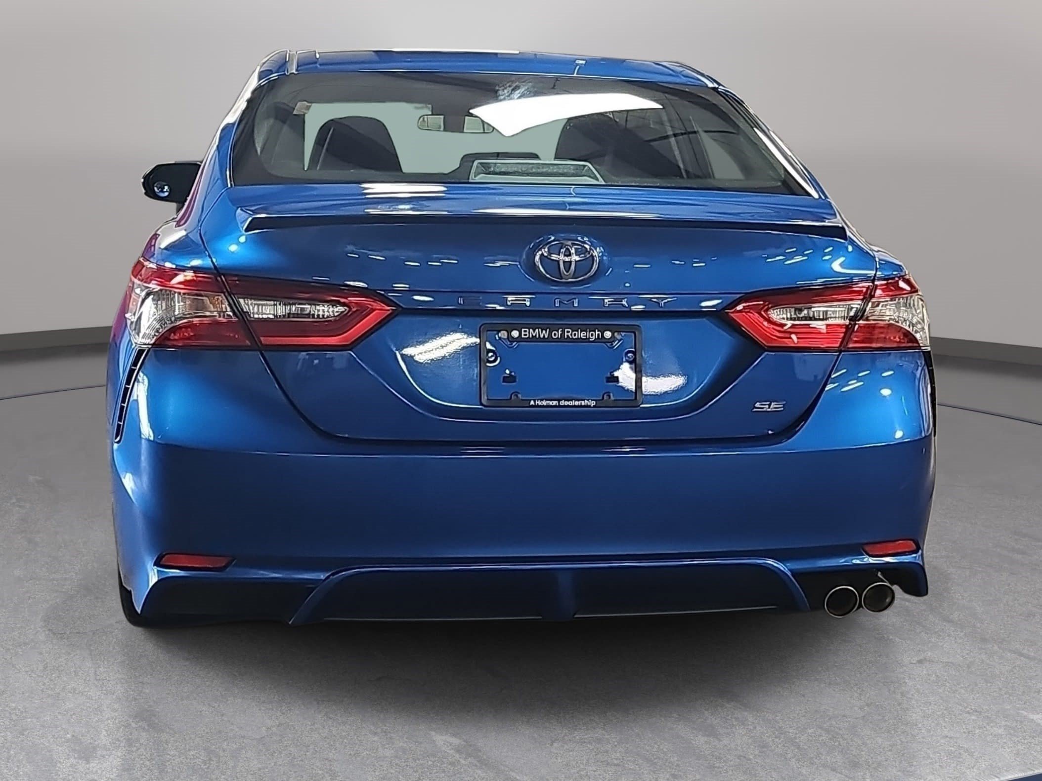 Used 2018 Toyota Camry SE w/ Moonroof Package FWD image 6