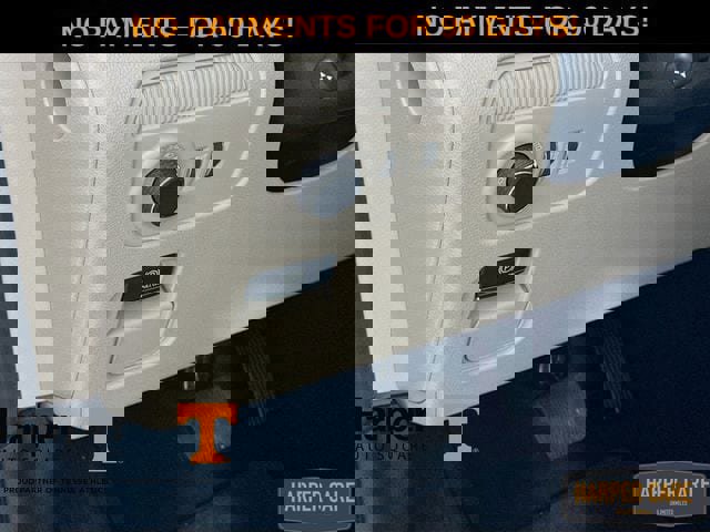 New 2026 Jeep Grand Wagoneer Summit image 13