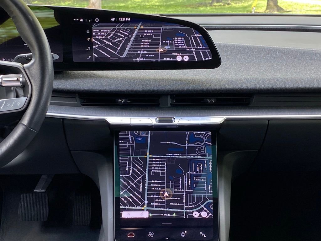 Used 2023 Lucid Air Pure image 20