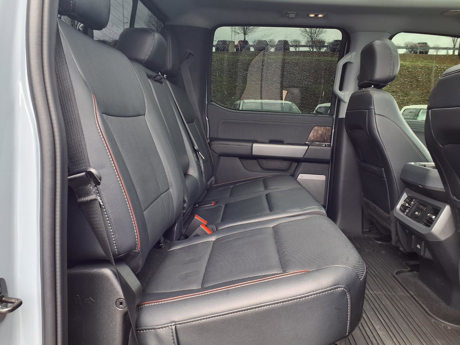 Used 2024 Ford F250 Lariat w/ Lariat Ultimate Package image 10