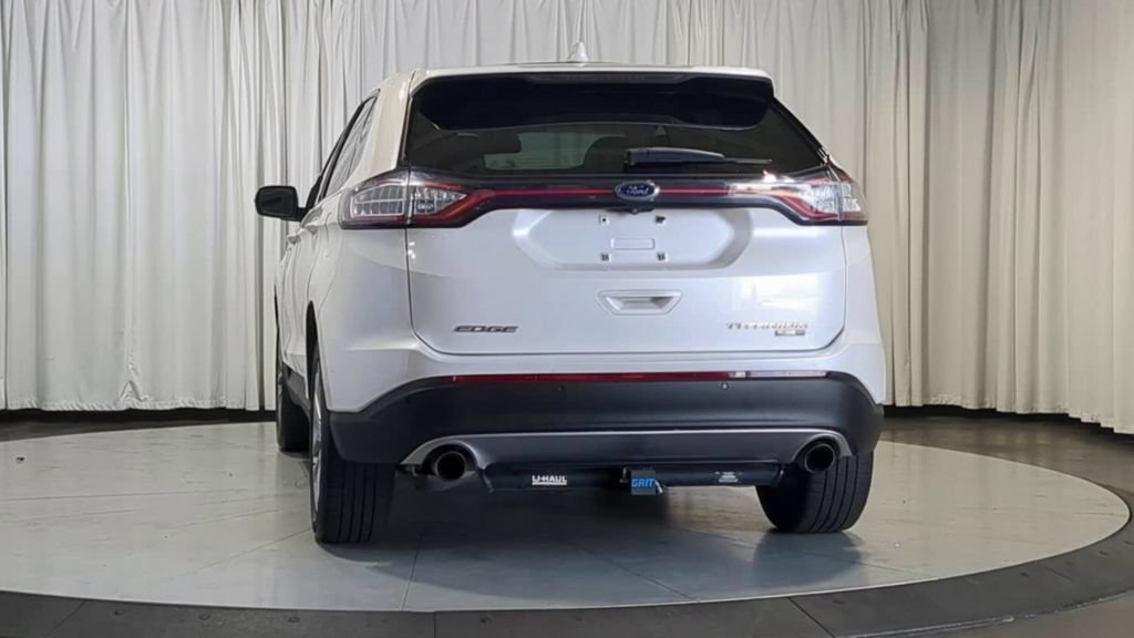 Used 2018 Ford Edge Titanium w/ Equipment Group 301A AWD/4WD image 7