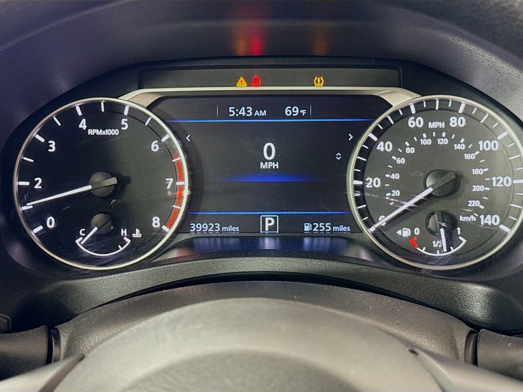 Used 2024 Nissan Altima 2.5 SV image 13