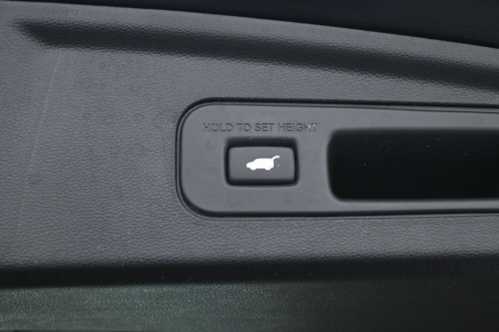 Used 2024 Acura MDX FWD image 42