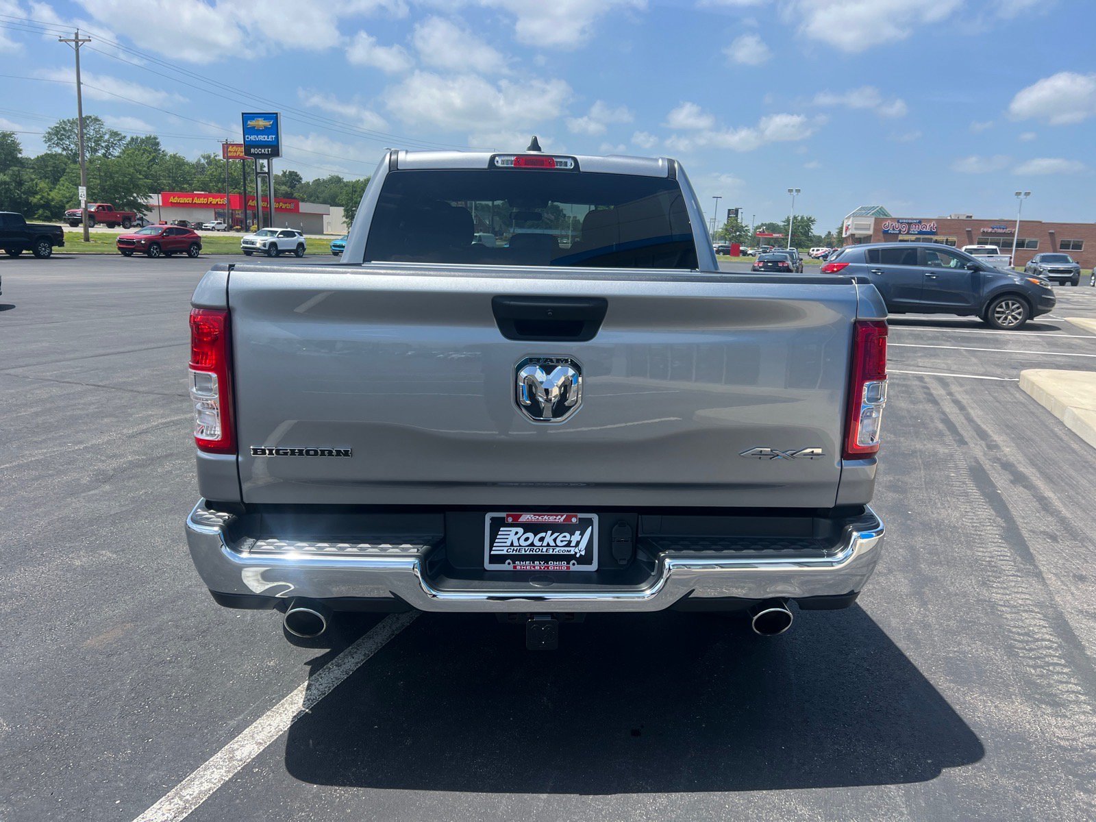 Used 2023 RAM 1500 Big Horn AWD/4WD image 3