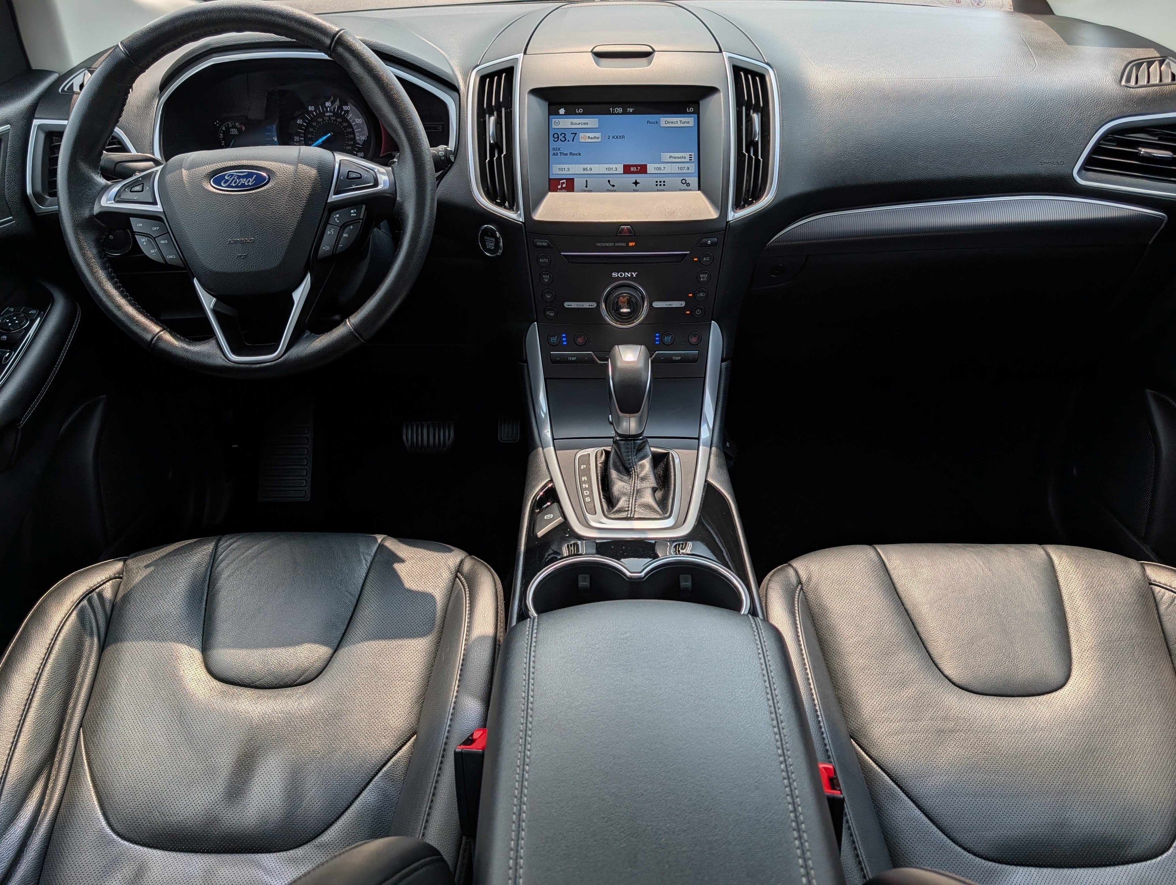 Used 2016 Ford Edge Titanium w/ Equipment Group 301A AWD/4WD image 10