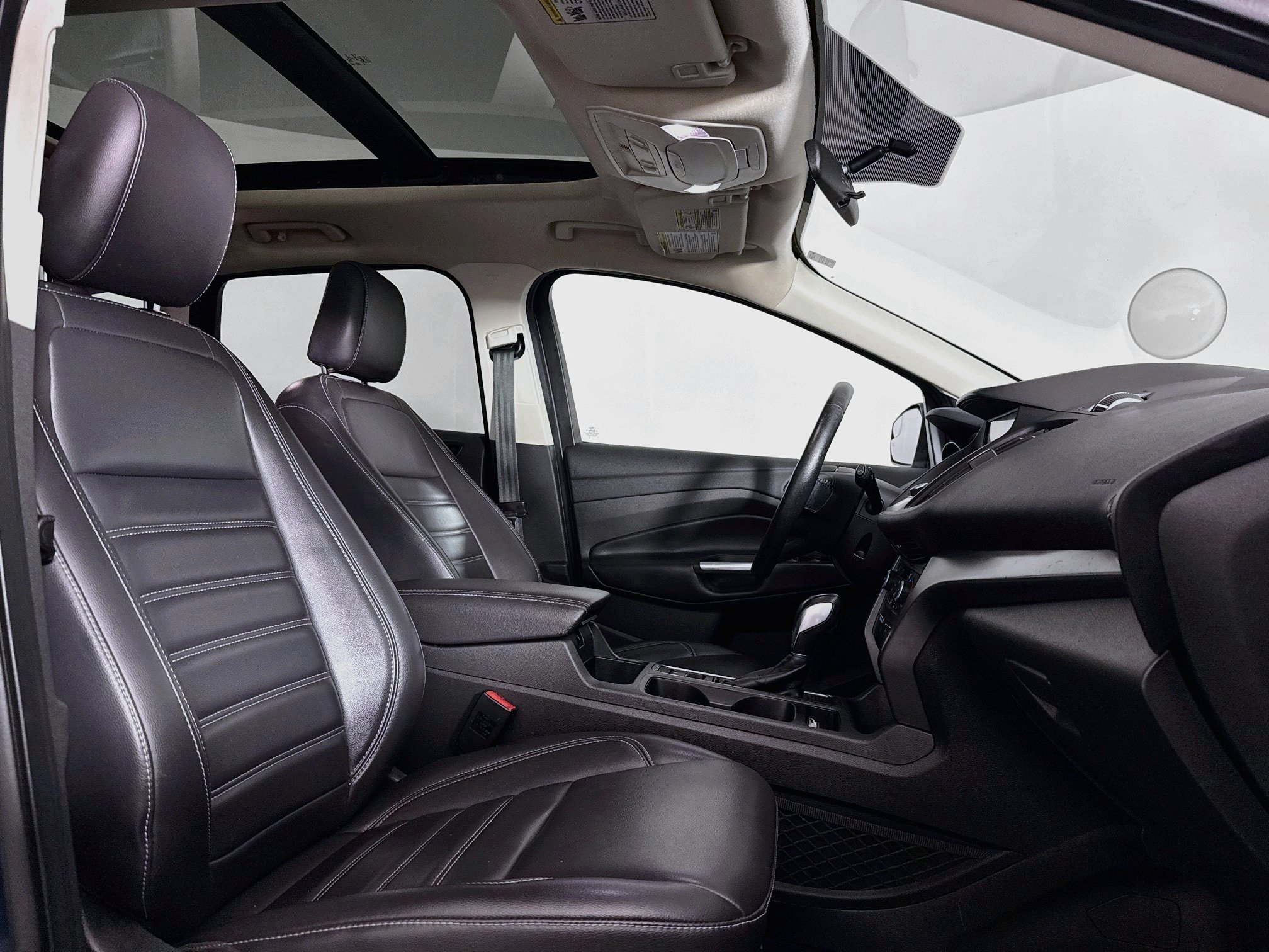 Used 2019 Ford Escape SEL AWD/4WD image 35