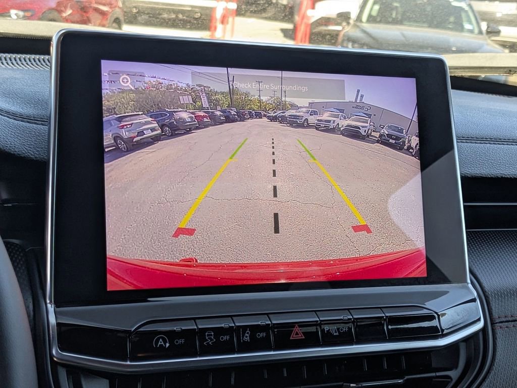 Used 2025 Jeep Compass Trailhawk image 20