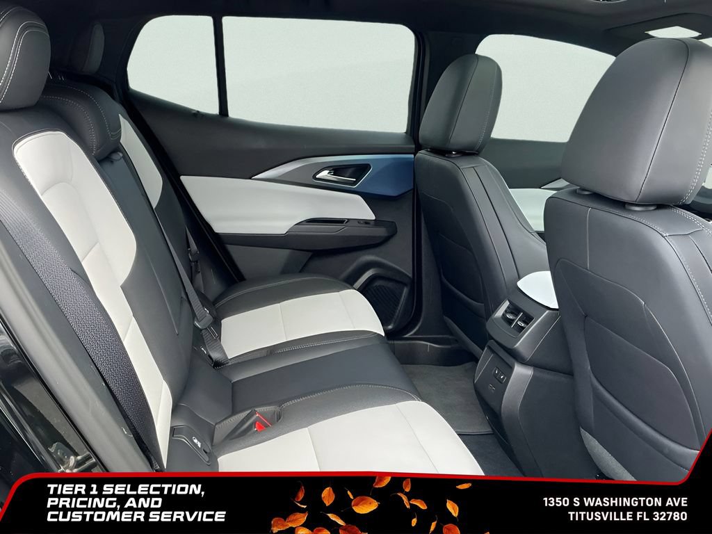 Used 2025 Chevrolet Equinox EV LT w/ Convenience Package II AWD/4WD image 13
