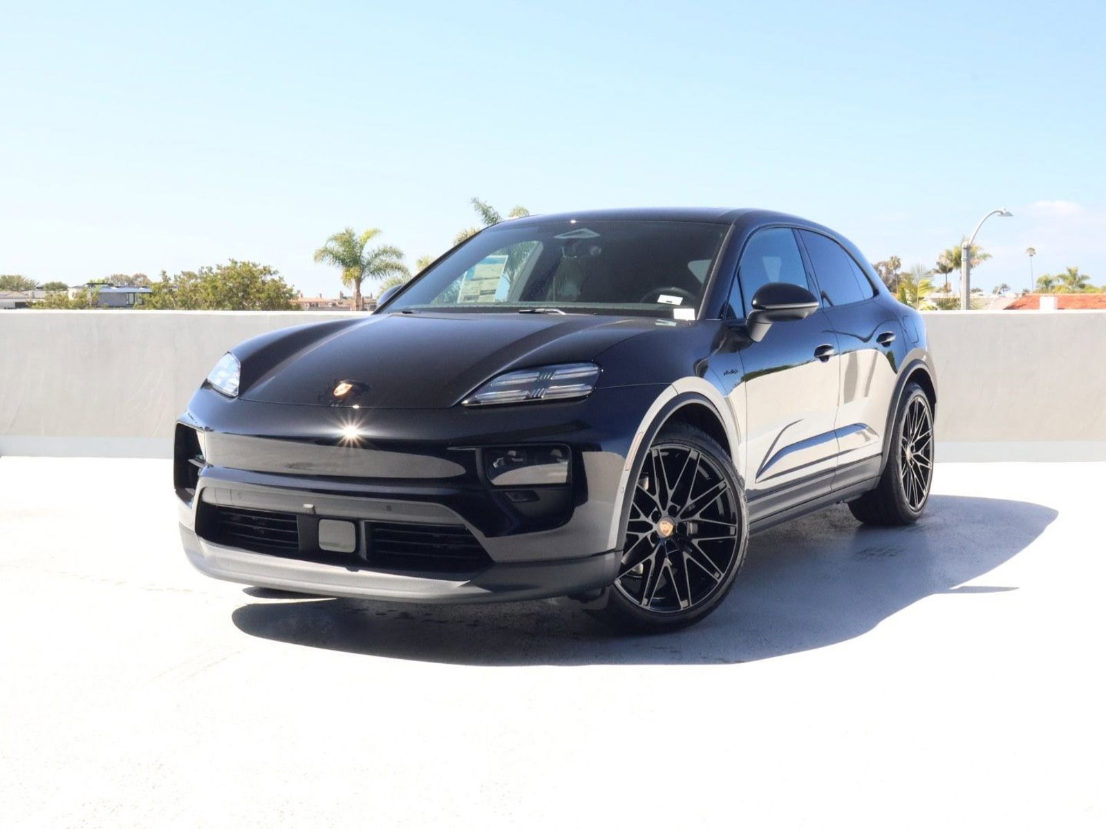 New 2026 Porsche Macan Electric RWD image 1