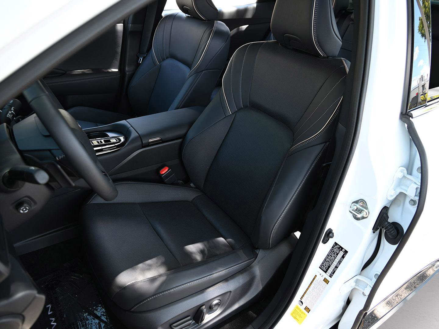 Used 2025 Toyota Crown Platinum image 41