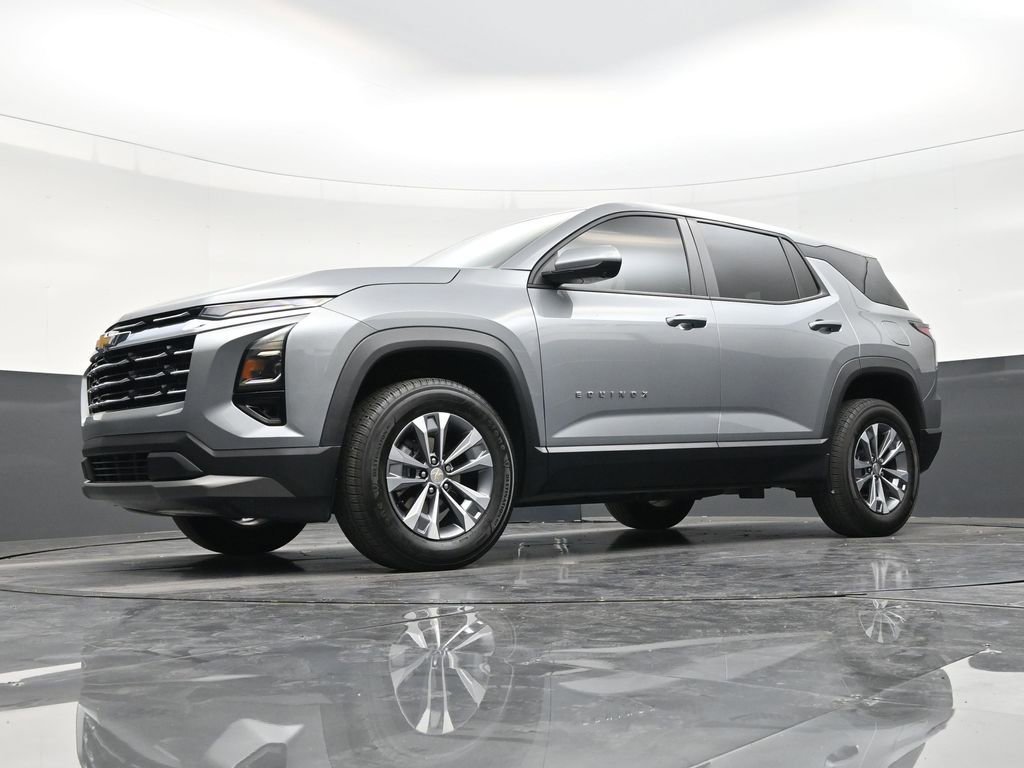Used 2025 Chevrolet Equinox LT w/ Safety and Technology Package image 21
