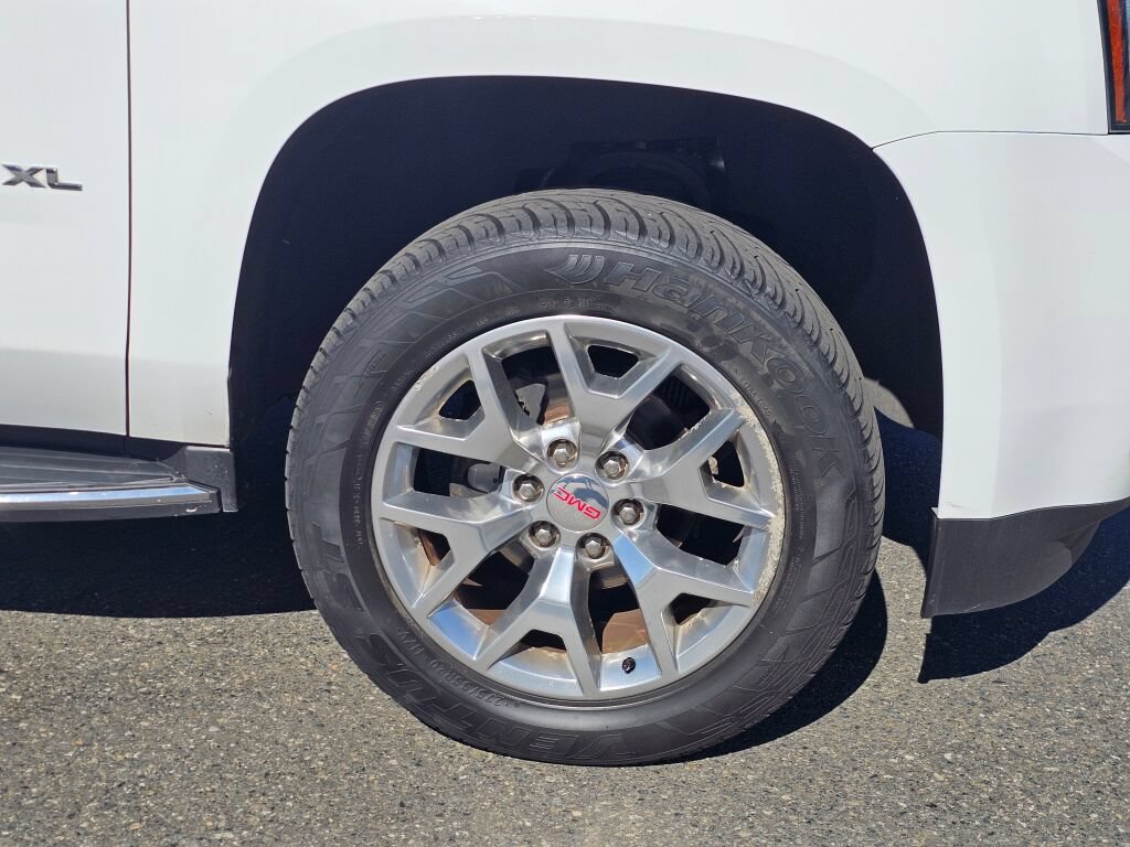 Used 2019 GMC Yukon XL SLT AWD/4WD image 9