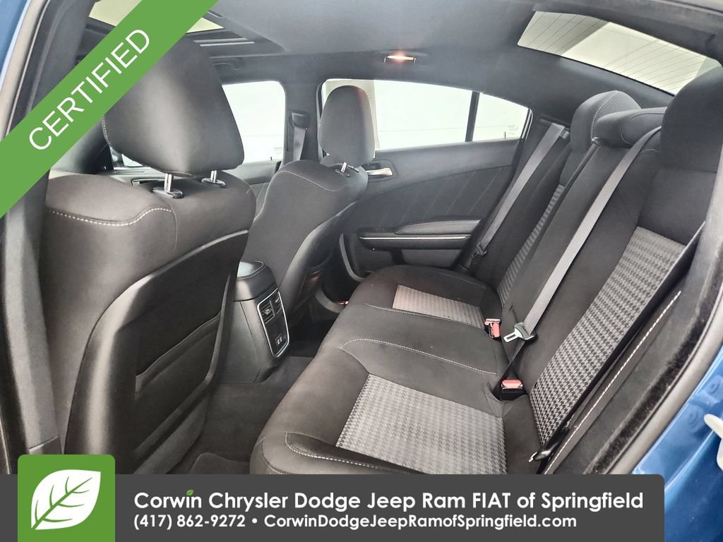 Used 2020 Dodge Charger Scat Pack RWD image 31