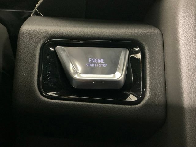 Used 2025 GMC Yukon XL Elevation w/ LPO, Elevation Black Package AWD/4WD image 16